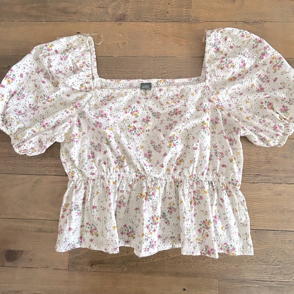 💖5 for $50💖WILD FABLE Eyelet Puff Sleeve Peplum Romantic Cottagecore Floral Top